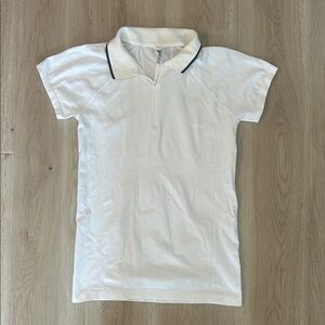 Athleta Momentum Polo Tee – White & Black Athletic Golf/Active Shirt – Women’s M